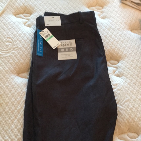 Perry Ellis Portfolio Slacks slim fit - Picture 2 of 3
